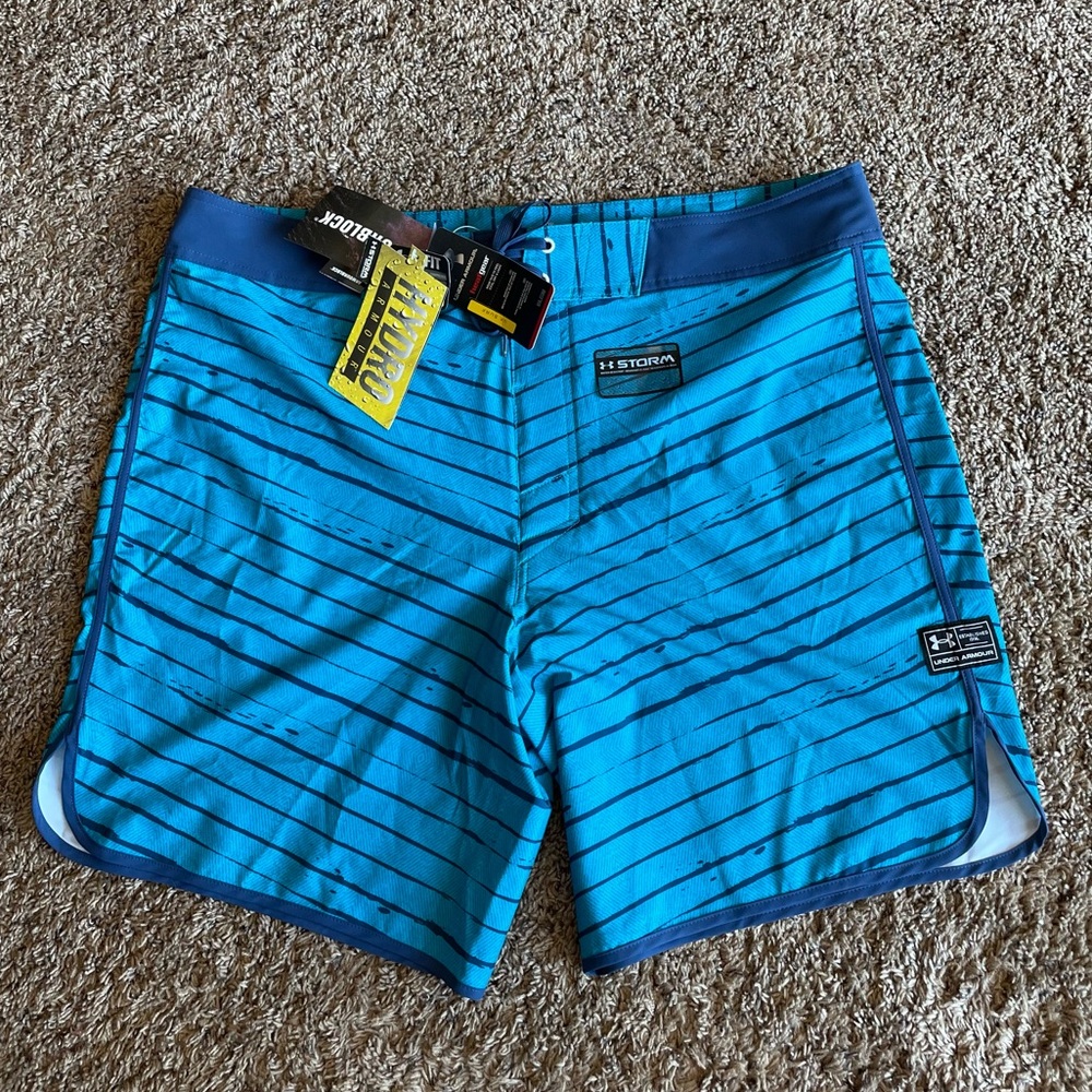 Under Armour Blue Board Shorts Quick-Dry Athletic Cut